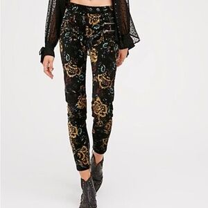Free People VELVET Lennon Funktown Moto Zip Floral Skinny Pants
